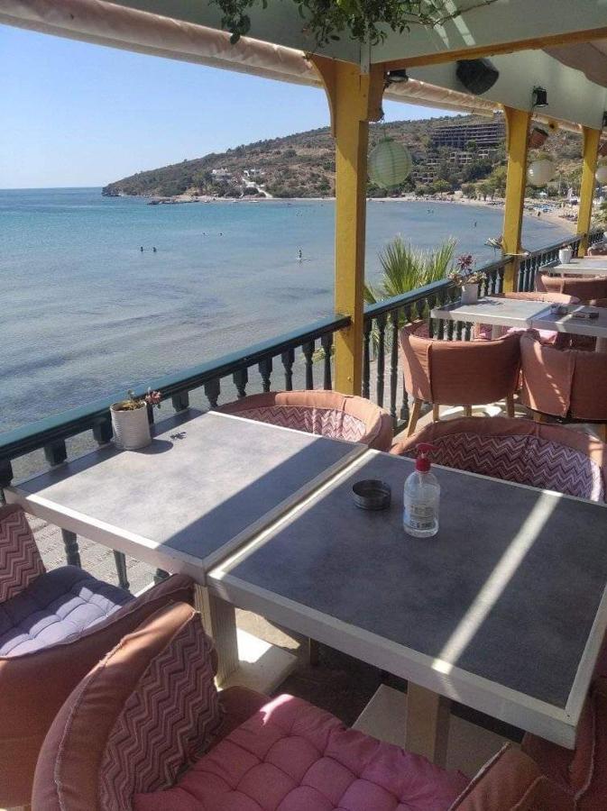Ammoudia Rooms Agia Marina  Eksteriør billede